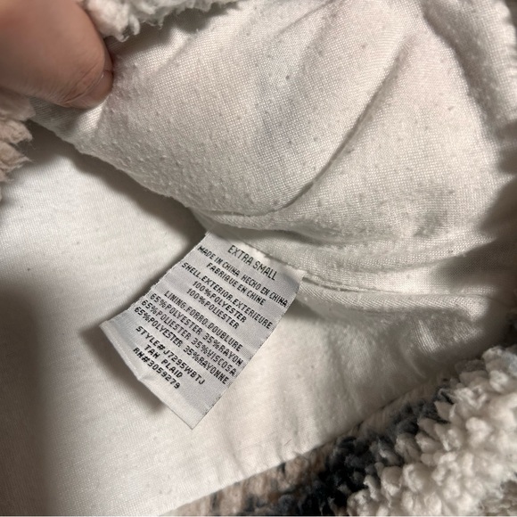 Thread & Supply Plaid Quarter-Zip Soft Sherpa Pullover Size XS - Picture 5 of 8